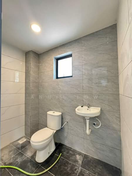 Permas Jaya untuk Untuk Dijual - RM 608,000, Mac 2026 - Bathroom - PropertyGuru.com.my