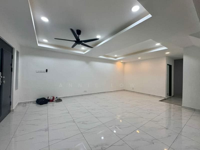 Permas Jaya untuk Untuk Dijual - RM 608,000, Mac 2026 - Living Room - PropertyGuru.com.my