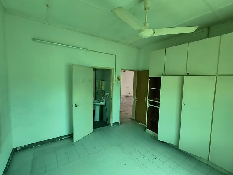 Bungalow for Sale in Tanjung Bungah (Penang) - Jun Ooi - PropertyGuru.com.my