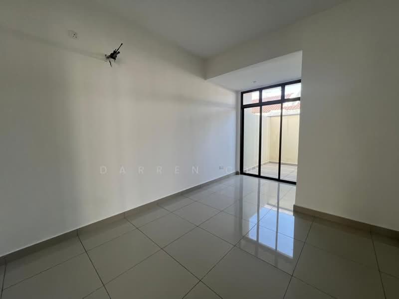 Cluster House for Sale in Bandar Putra (Kulai) - Darren Chai - Interior - PropertyGuru.com.my