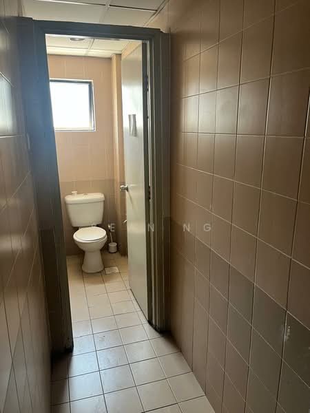 Office for Rent in Sri Hartamas (Kuala Lumpur) - Sean Ng - Bathroom - PropertyGuru.com.my