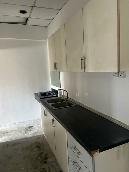 Office for Rent in Sri Hartamas (Kuala Lumpur) - Sean Ng - Kitchen - PropertyGuru.com.my