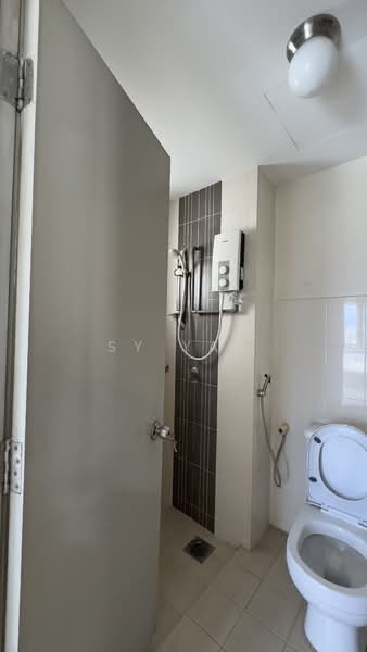 Condominium for Rent at Symphony Heights (Simfoni Heights) - SY YAP - Bathroom - PropertyGuru.com.my