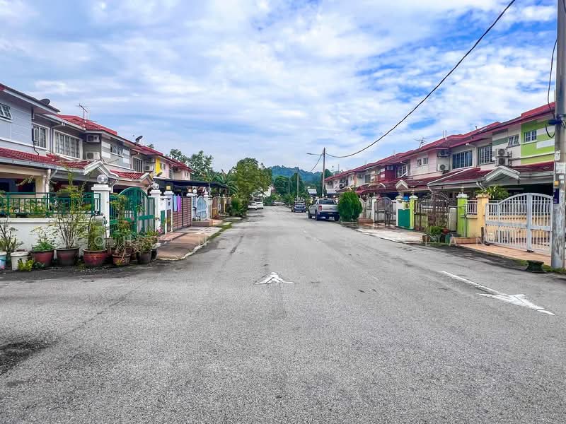 Terraced House for Sale in Taman Cheras Idaman (Cheras) - Mohd Nazri Roslan - Exterior - PropertyGuru.com.my
