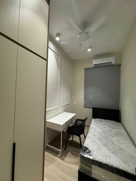 Apartment for Rent at D7 (D'Seven Lagoon Perdana) - Yu Heng Chong - Bedroom - PropertyGuru.com.my