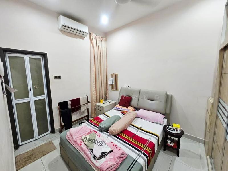 Rumah Teres untuk Dijual di Bandar Kinrara Seksyen 9 (Bandar Kinrara) - SUNNY YONG - Bedroom - PropertyGuru.com.my