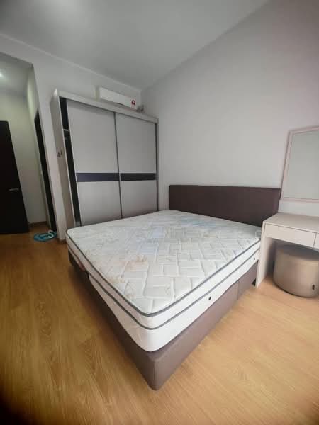 Amberside @ Country Garden Danga Bay untuk Untuk Disewa - RM 2,400 /bulan, Apr 2026 - Bedroom - PropertyGuru.com.my