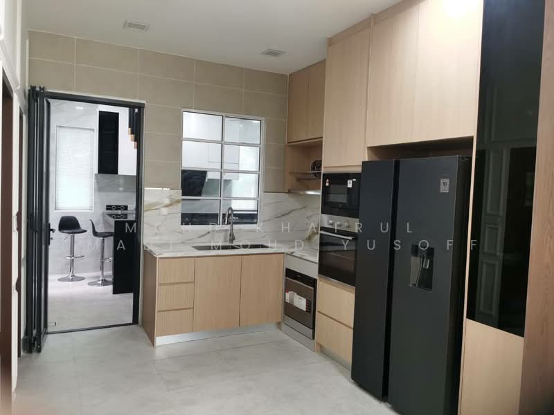 Semi-Detached House for Sale in Cyberjaya (Selangor) - Mohd Khairul Amadi Mohd Yusoff - Kitchen - PropertyGuru.com.my