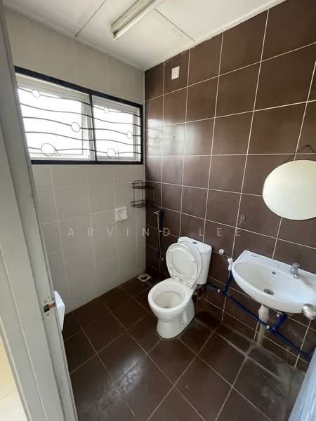 Terraced House for Rent in Bandar Puteri Klang (Klang) - Arvind Lee - Bathroom - PropertyGuru.com.my