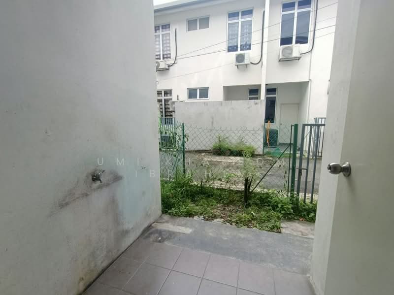 2-storey Terraced House for Rent in Bandar Mahkota Banting (Tanjong Duabelas) - Umi Khalsom Ibrahim - Exterior - PropertyGuru.com.my