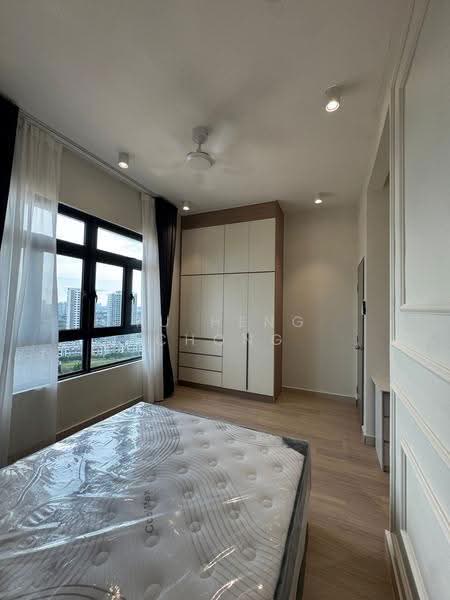 Apartment for Sale at D7 (D'Seven Lagoon Perdana) - Yu Heng Chong - Bedroom - PropertyGuru.com.my