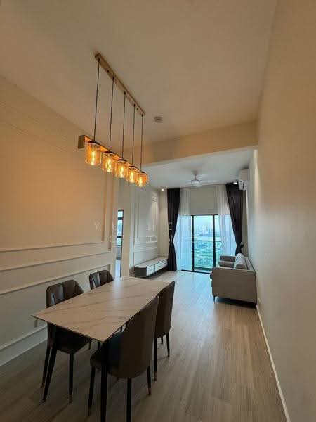 Apartment for Sale at D7 (D'Seven Lagoon Perdana) - Yu Heng Chong - Dining Room - PropertyGuru.com.my