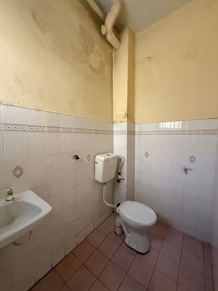 Koi Garden (Single Storey), Bandar Selesa Jaya untuk Untuk Dijual - RM 660,000, Mac 2026 - Bathroom - PropertyGuru.com.my