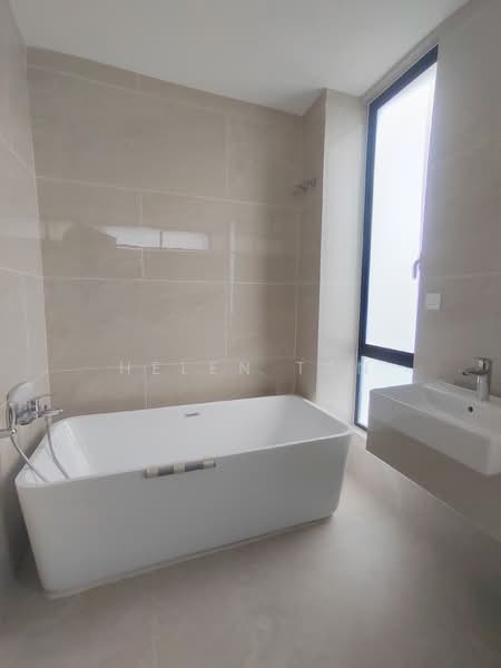 Bungalow for Sale in Iskandar Puteri (Nusajaya) (Johor) - Helen Tan - Bathroom - PropertyGuru.com.my