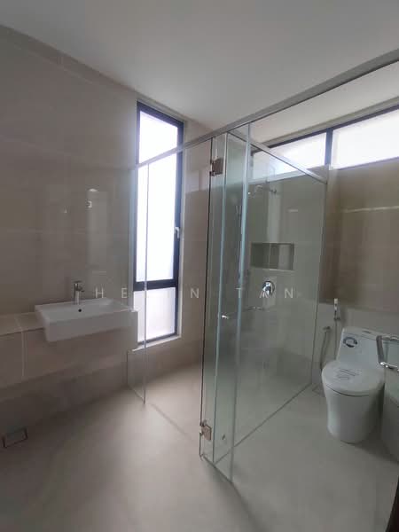 Bungalow for Sale in Iskandar Puteri (Nusajaya) (Johor) - Helen Tan - Bathroom - PropertyGuru.com.my