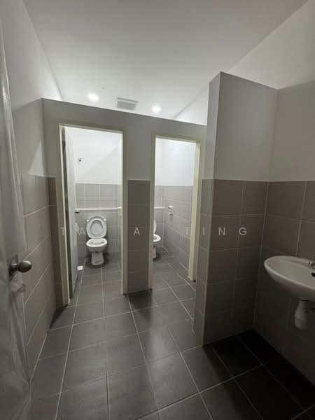 Factory for Rent in Taman Industri Jaya (Skudai) - Tay Ai Ting - Bathroom - PropertyGuru.com.my