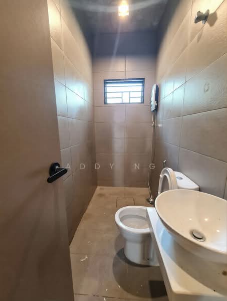 Taman Taynton View untuk Untuk Dijual - RM 840,000, Mac 2026 - Bathroom - PropertyGuru.com.my
