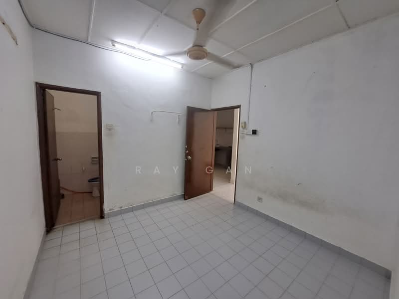 Taman Kundang Jaya untuk Untuk Disewa - RM 1,000 /bulan, Mac 2026 - Interior - PropertyGuru.com.my