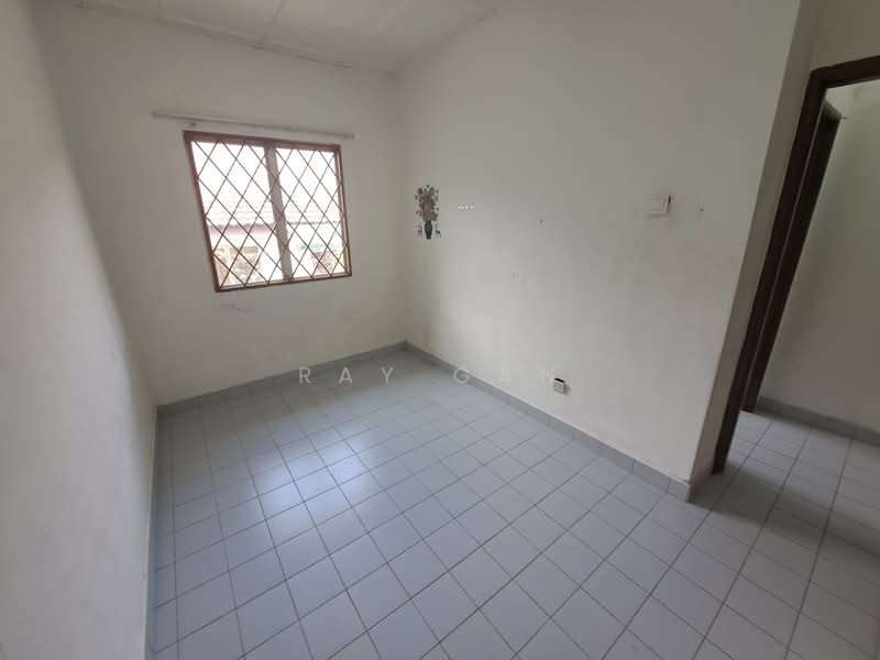 Taman Kundang Jaya untuk Untuk Disewa - RM 1,000 /bulan, Mac 2026 - Interior - PropertyGuru.com.my