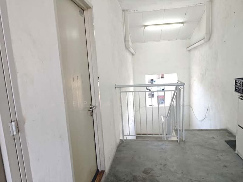 Apartment for Sale at Pangsapuri Akasia (Bandar Botanic) - Stephanie Yap - Interior - PropertyGuru.com.my