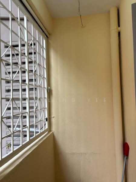 Apartment for Rent at Subang Perdana Goodyear Court 8 - Ai Ling Yee - Balcony - PropertyGuru.com.my