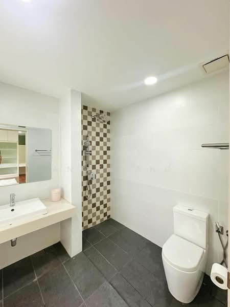 3-storey Terraced House for Rent in Tamansari (Rawang) - Angel Ang - Bathroom - PropertyGuru.com.my
