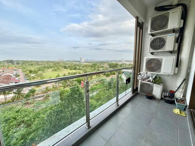 Service Residence for Sale at D'Inspire Residence (Inspira Bestari) - Jason Sim - Balcony - PropertyGuru.com.my