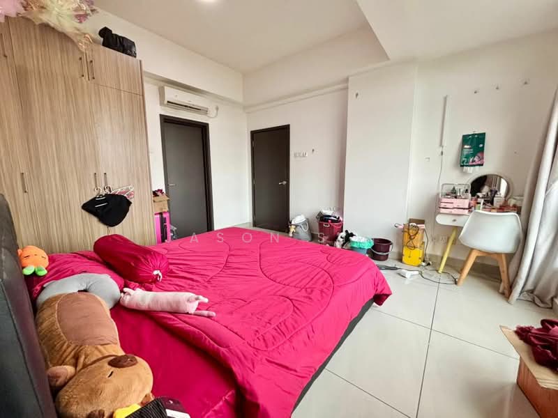 Service Residence for Sale at D'Inspire Residence (Inspira Bestari) - Jason Sim - Bedroom - PropertyGuru.com.my