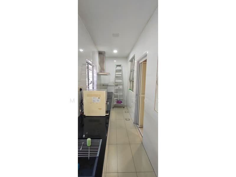 Kemuning Utama untuk Untuk Dijual - RM 850,000, Mac 2026 - Kitchen - PropertyGuru.com.my
