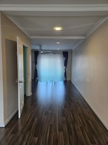 Terraced House for Sale in Taman Fadason (Kepong) - Jasemin Chia - Corridor - PropertyGuru.com.my