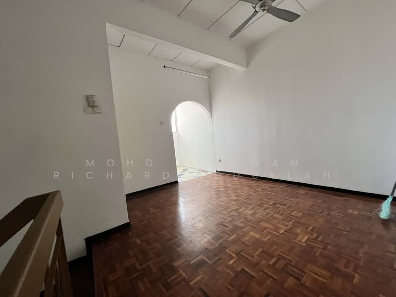 2-storey Terraced House for Rent in Bandar Baru Salak Tinggi (Sepang) - Mohd Ridhwan Richard Abdullah - Interior - PropertyGuru.com.my