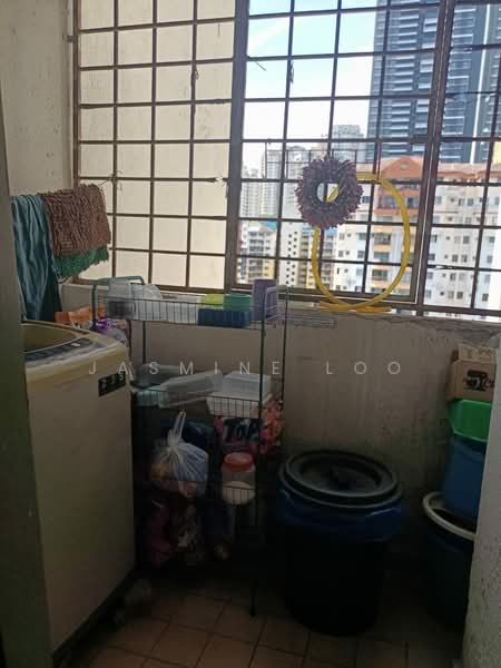 Apartment for Sale at Vista Angkasa - Jasmine Loo - Wet Kichen - PropertyGuru.com.my