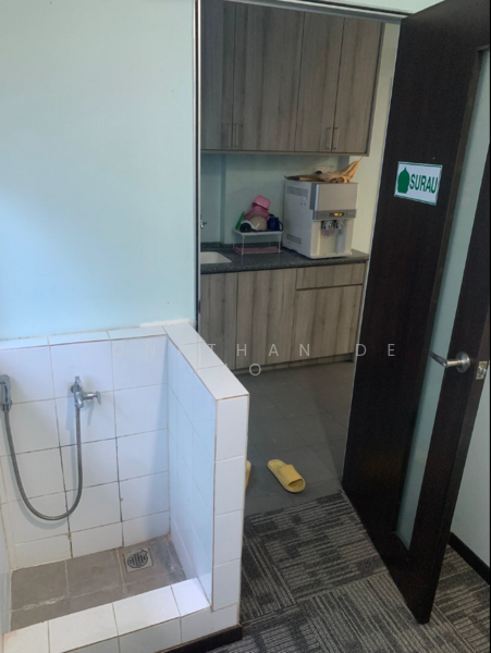 Office for Rent in Kayu Ara (Selangor) - Jonathan De Ho - Interior - PropertyGuru.com.my
