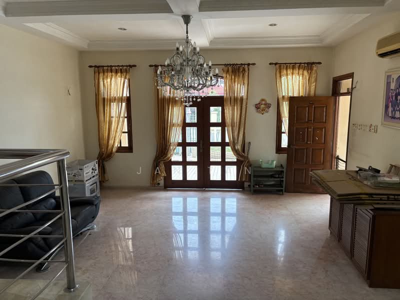 Semi-Detached House for Sale in Minden Heights (Gelugor) - Jan Tan - Entrance - PropertyGuru.com.my