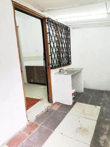 Taman Sri Gombak untuk Untuk Dijual - RM 399,000, Mac 2026 - Kitchen - PropertyGuru.com.my