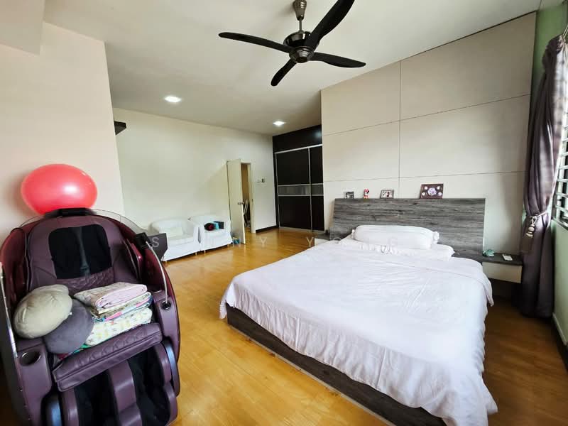 2-storey Terraced House for Sale in Bandar Kinrara (Selangor) - SUNNY YONG - Bedroom - PropertyGuru.com.my