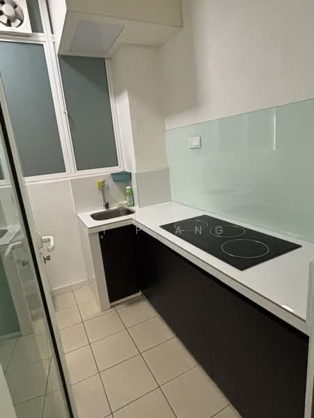 Kondominium untuk Dijual di Scenaria @ North Kiara Hills - YT Phang - Kitchen - PropertyGuru.com.my