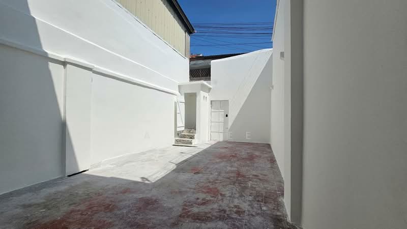 Shop for Rent in George Town (Penang) - A Ee Ee - Exterior - PropertyGuru.com.my