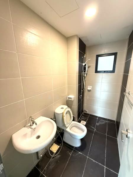 Service Residence for Sale at Amaya Maluri - Terry Yee - Bathroom - PropertyGuru.com.my
