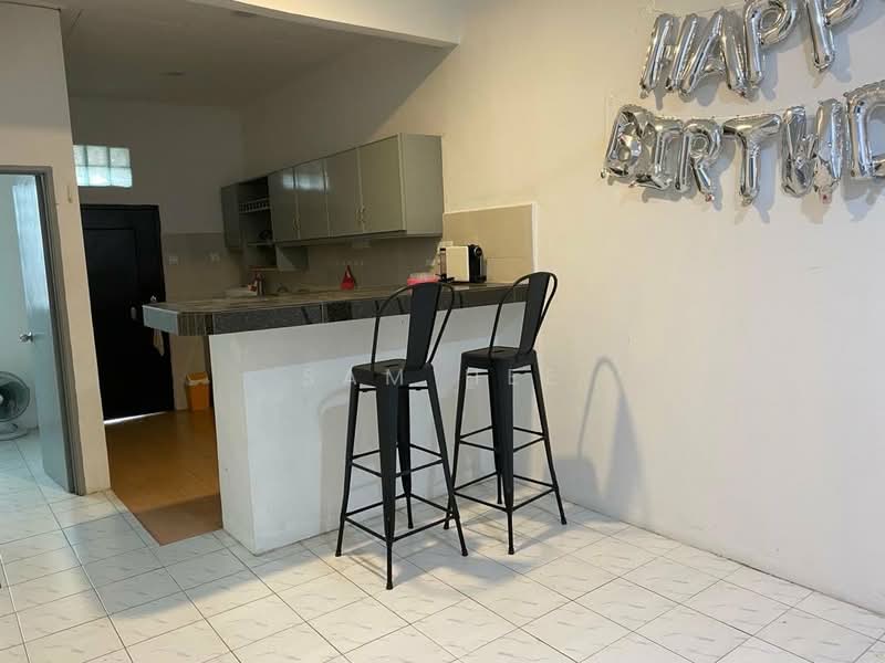 1-storey Terraced House for Sale in Seremban (Negeri Sembilan) - Sam Hee - Kitchen - PropertyGuru.com.my