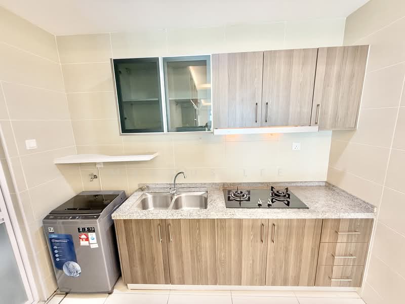 D'Secret Garden (Pangsapuri Kempas Indah) untuk Untuk Disewa - RM 1,800 /bulan, Mac 2026 - Kitchen - PropertyGuru.com.my