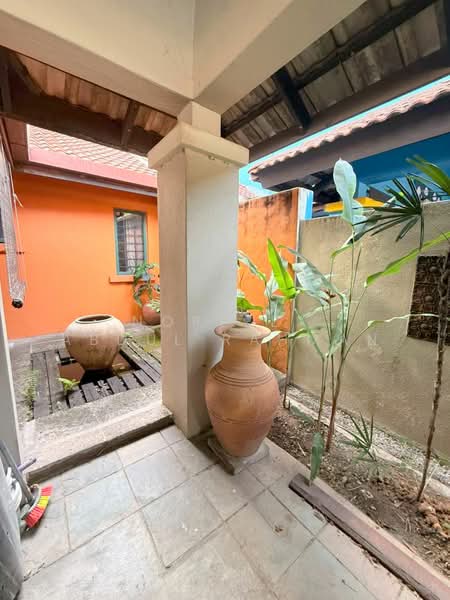 Semi-Detached House for Sale in Beranang (Selangor) - Norlela Abdul Rahman - Exterior - PropertyGuru.com.my