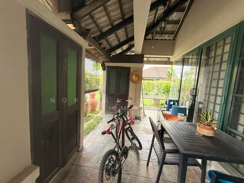 Semi-Detached House for Sale in Beranang (Selangor) - Norlela Abdul Rahman - Exterior - PropertyGuru.com.my