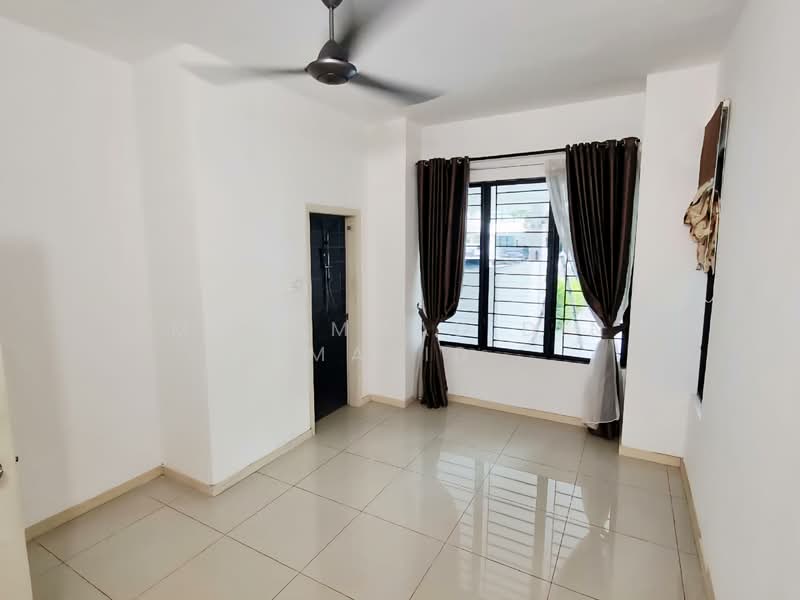 Townhouse for Sale in Shah Alam (Selangor) - Mohammad Din Majid - PropertyGuru.com.my