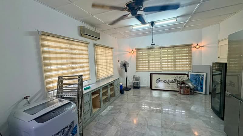 Sd 8, Bandar Sri Damansara, 2sty Corner House, Guarded, 44x90, Freehold, Kepong untuk Untuk Dijual - RM 1,950,000, Mac 2026 - Living Room - PropertyGuru.com.my