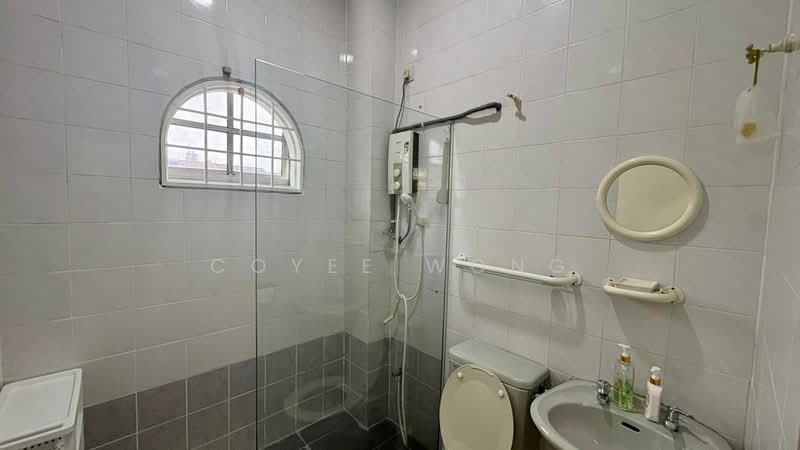 Sd 8, Bandar Sri Damansara, 2sty Corner House, Guarded, 44x90, Freehold, Kepong untuk Untuk Dijual - RM 1,950,000, Mac 2026 - Bathroom - PropertyGuru.com.my