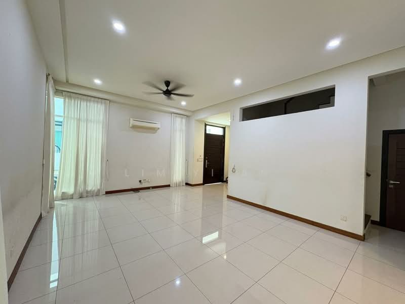 Semi-Detached House for Sale in Gelugor (Penang) - Lim Yi An - Living Room - PropertyGuru.com.my