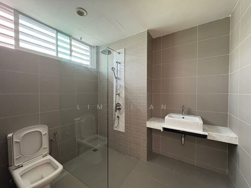 Semi-Detached House for Sale in Gelugor (Penang) - Lim Yi An - Bathroom - PropertyGuru.com.my