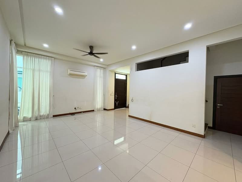 Semi-Detached House for Sale in Gelugor (Penang) - Lim Yi An - Living Room - PropertyGuru.com.my