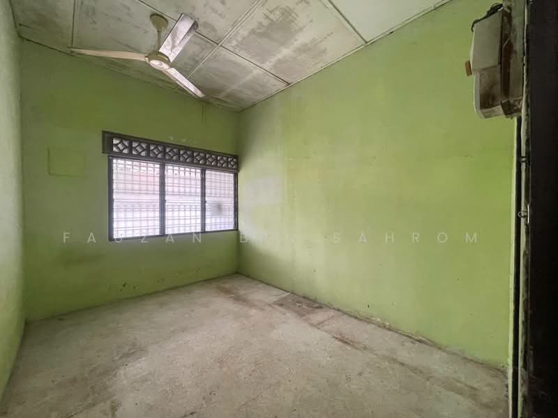 1-storey Terraced House for Sale in Klang (Selangor) - Fauzan bin Sahrom - PropertyGuru.com.my